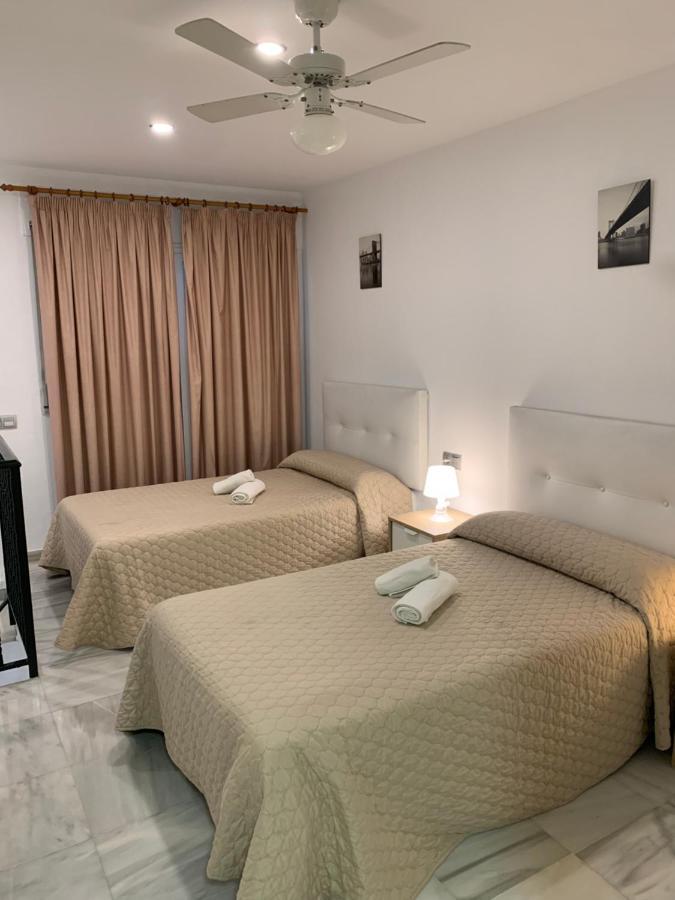 Apartamentos Las Rosas De Capistrano Nerja Dış mekan fotoğraf